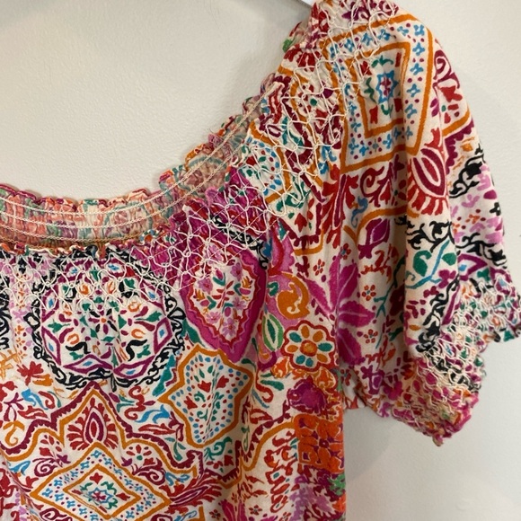 Lauren RALPH LAUREN Smocked Lightweight Colorful Moroccan Print Top Small - Picture 2 of 5